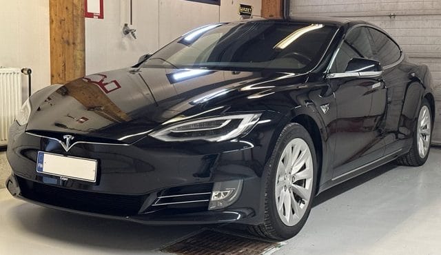 Tesla (ms)