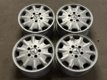 Va210a00a8d.1